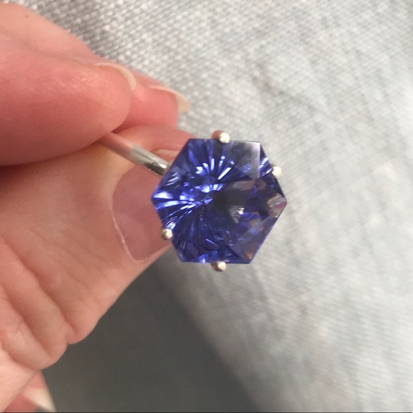 Tanzanite sterling silver ring size 7.5 - Picture 4 of 10